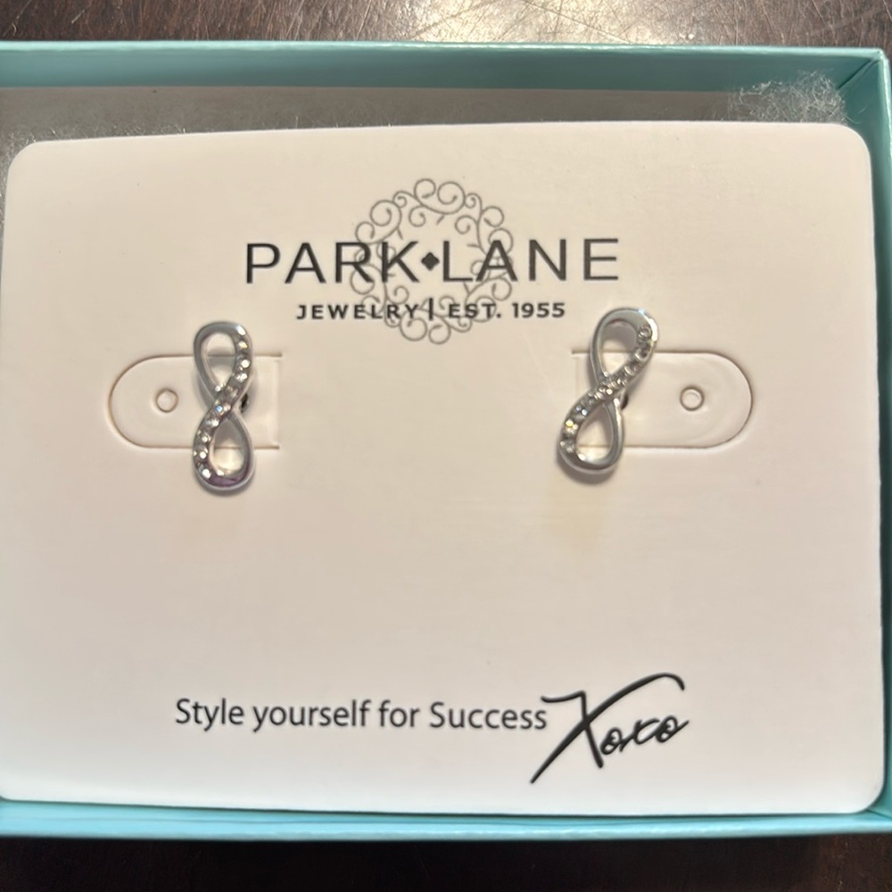 Park Lane Infinite earrings